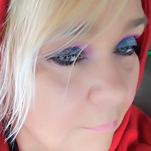 Meet your Posher, Colleen